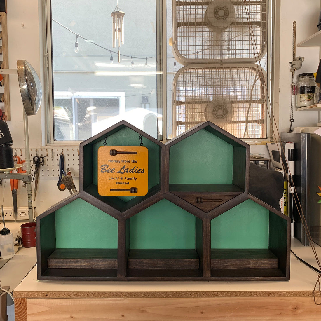Retail - Bee Ladies 2020