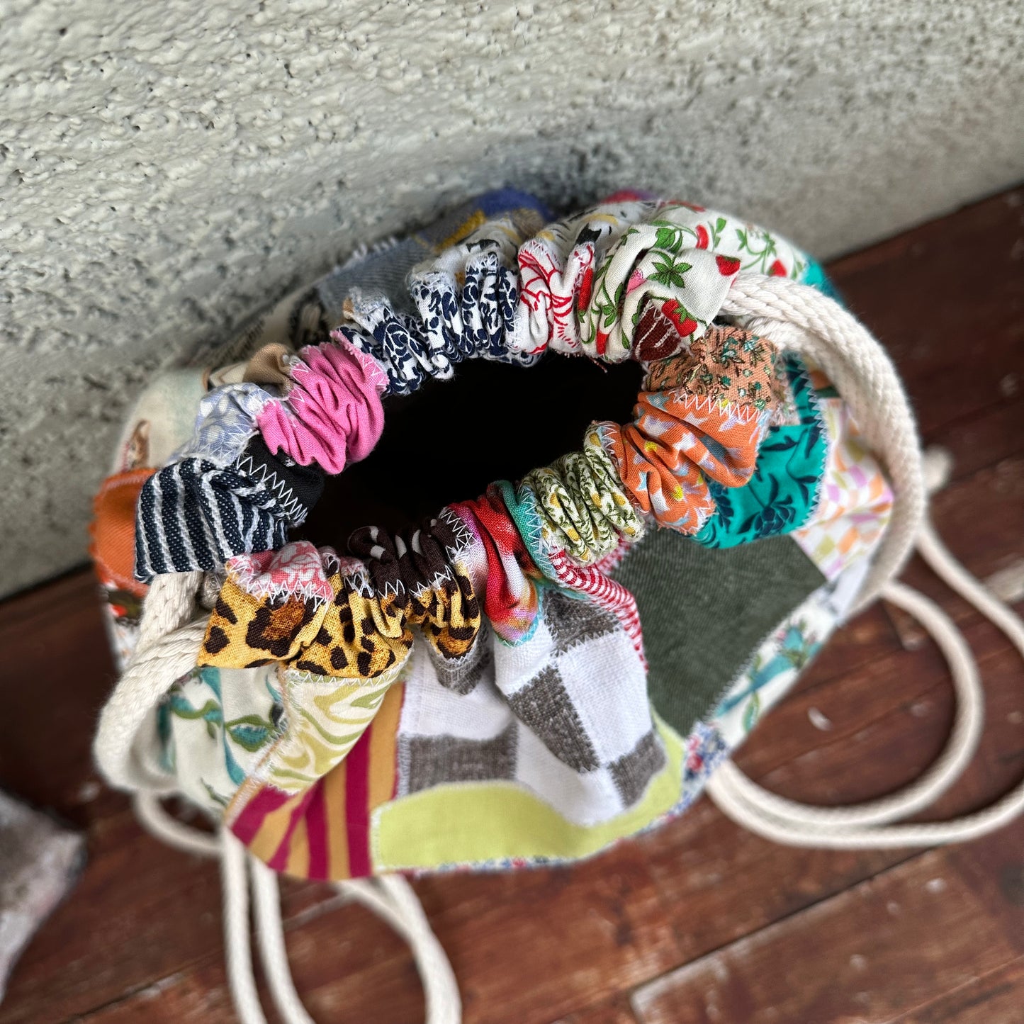 MUNGA Drawstring Bag - Kitty Kat Tea Party